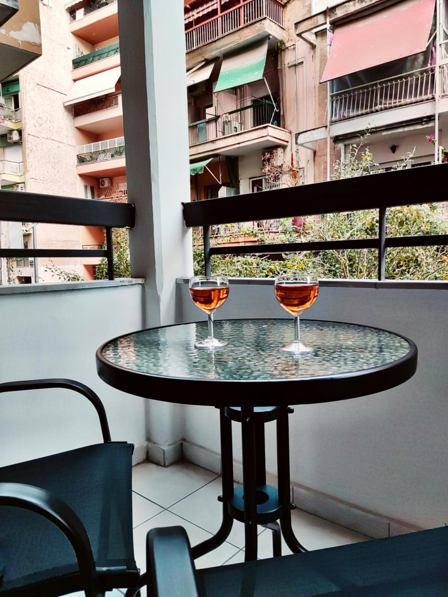 Elegant Central Studio With Balcony & 1 Gbps Fiber Salonicco Esterno foto